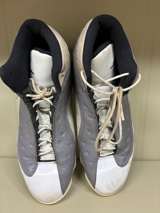 Jordan Air Jordan 13 Retro Atmosphere Grey Sneaker 414571-016 Gray 2019 Size 14 main image 4